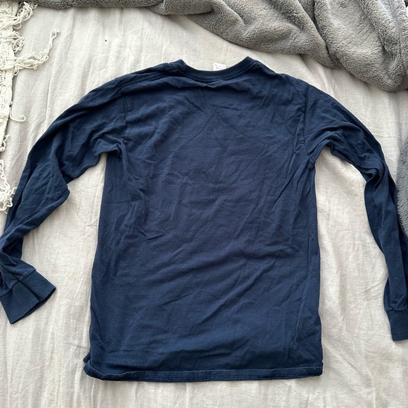 uconn long sleeve tshirt - Picture 2 of 3